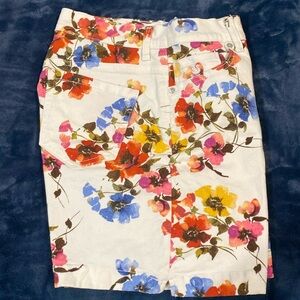 Never worn print shorts (8)